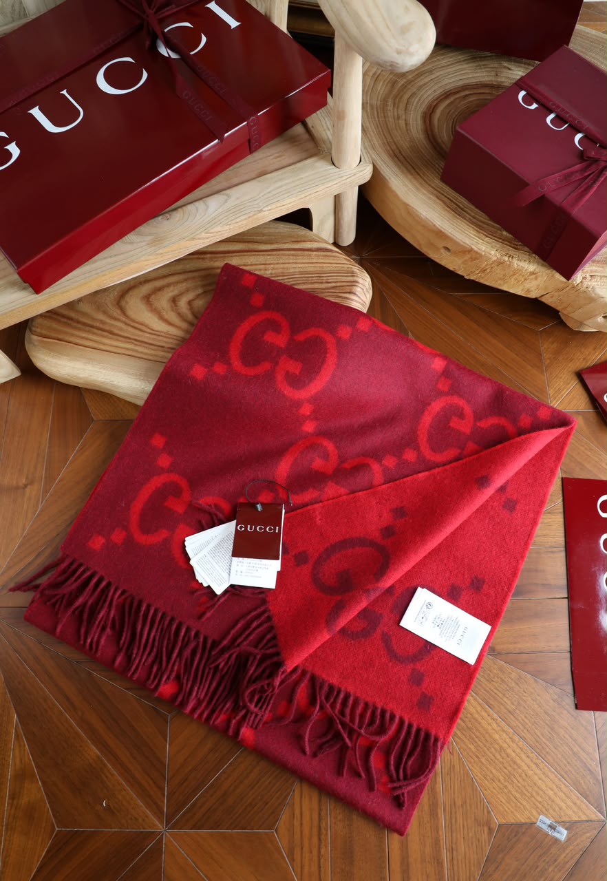 Gucci Cashmere Scarf Pattern Red For Women